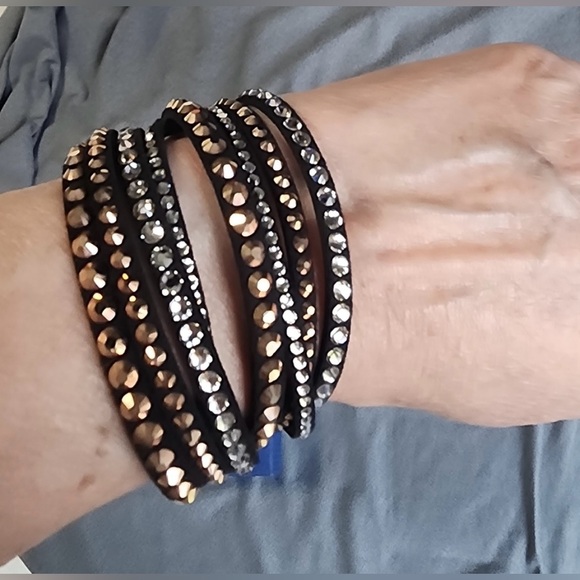 DISPLAY ITEM. Authentic Swarovski Slake Deluxe Wrap Bracelet, 5089699. RARE. - Picture 1 of 12